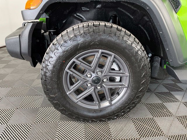 Used 2026 Jeep Wrangler Unlimited Sport AWD/4WD image 10