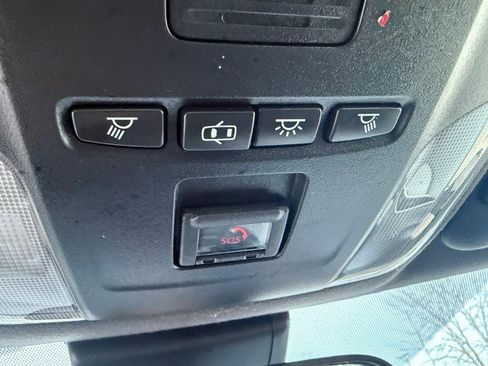 Used 2021 Toyota Corolla SE image 29