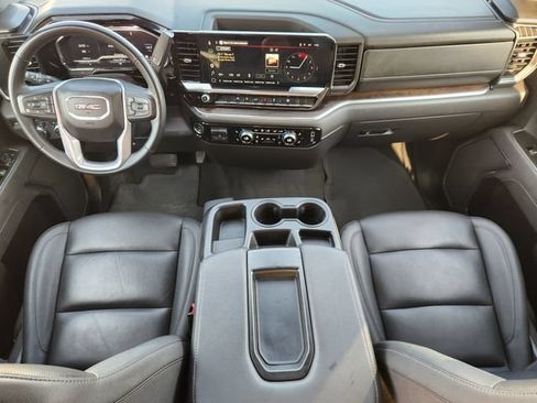 Certified 2025 GMC Sierra 1500 SLT AWD/4WD image 26