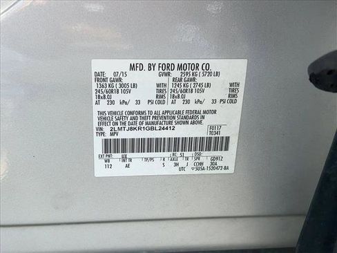 Used 2016 Lincoln MKX Select image 22