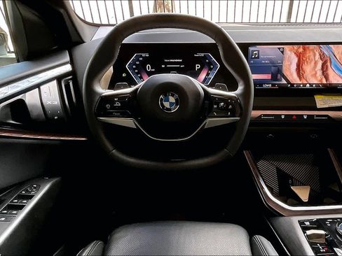 Certified 2025 BMW X3 xDrive30i image 5