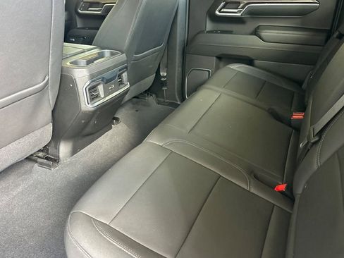 Used 2023 Chevrolet Silverado 1500 LTZ AWD/4WD image 12