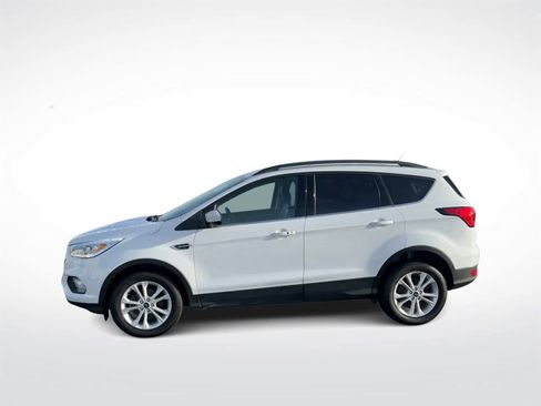 Used 2019 Ford Escape SEL image 5