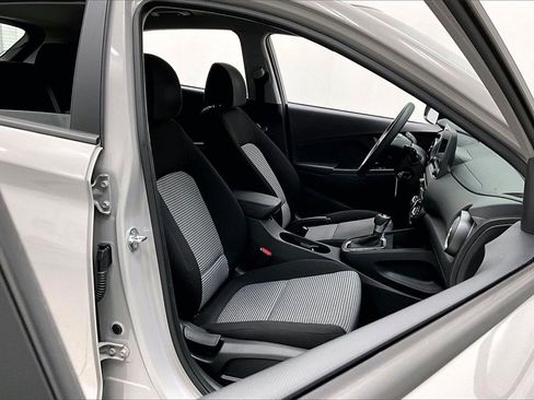 Certified 2023 Hyundai Kona SE w/ Cargo Package image 7