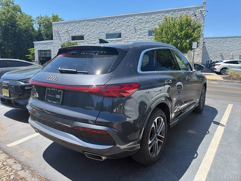 Used 2025 Audi Q5 Prestige AWD/4WD image 9