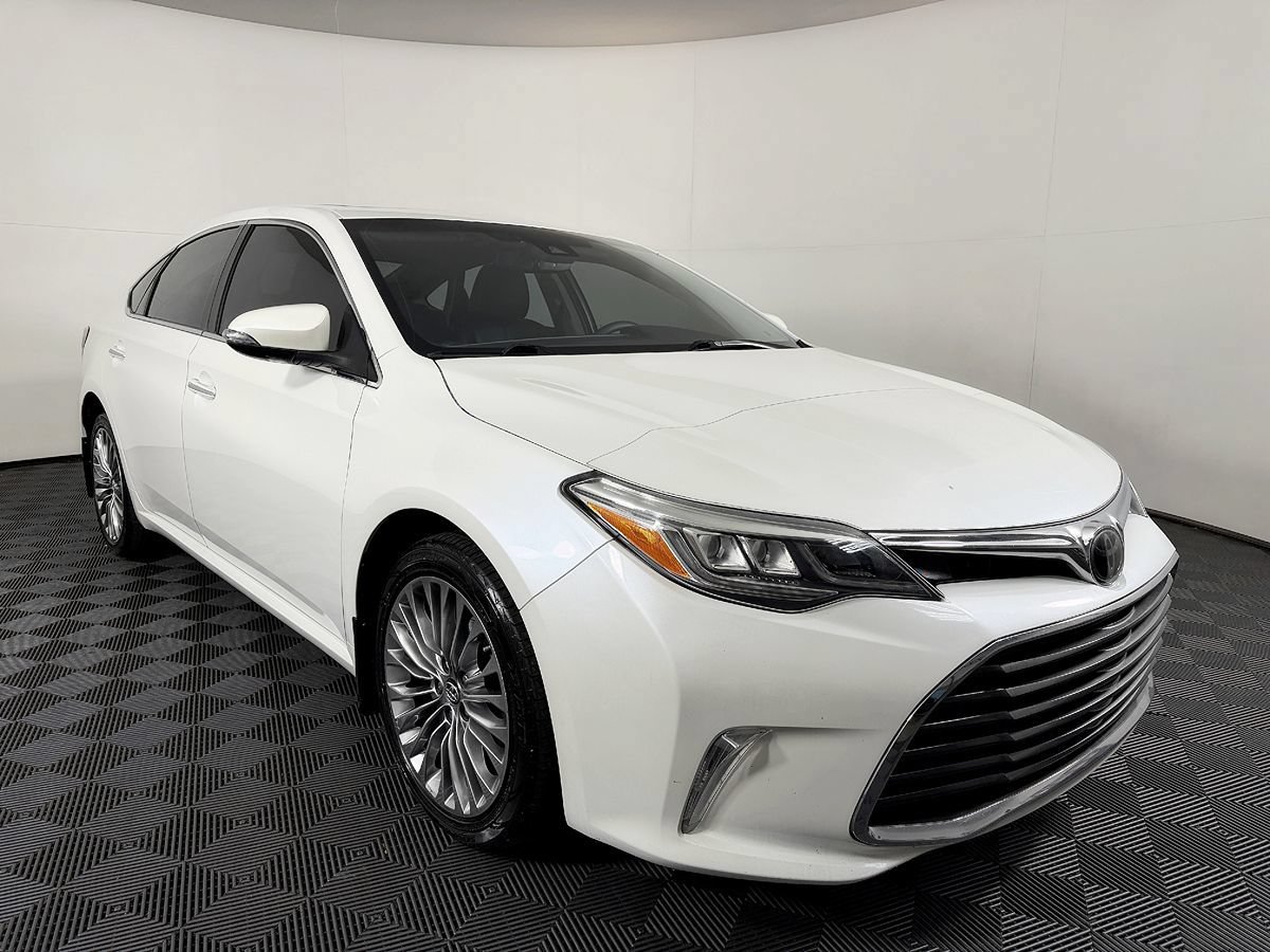 Used 2016 Toyota Avalon Limited FWD image 6