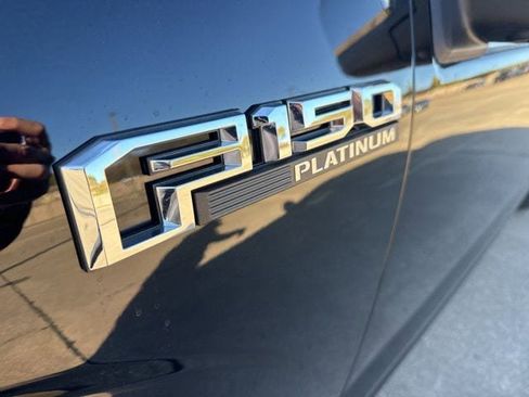 Used 2018 Ford F150 Platinum w/ Equipment Group 701A Luxury image 9