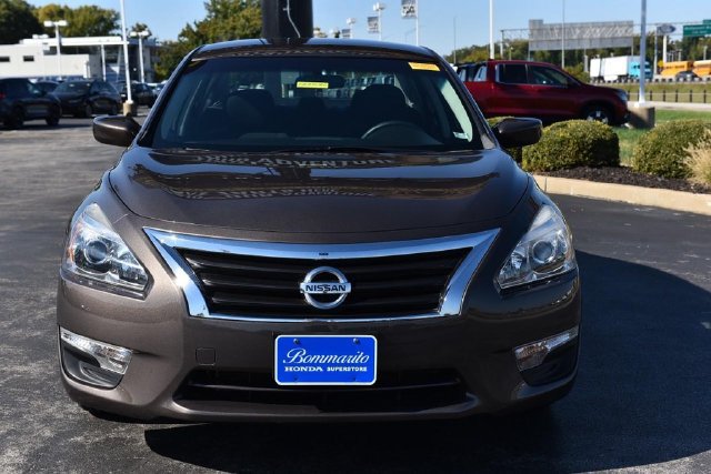 Used 2015 Nissan Altima 2.5 S w/ Special Edition Package FWD image 4