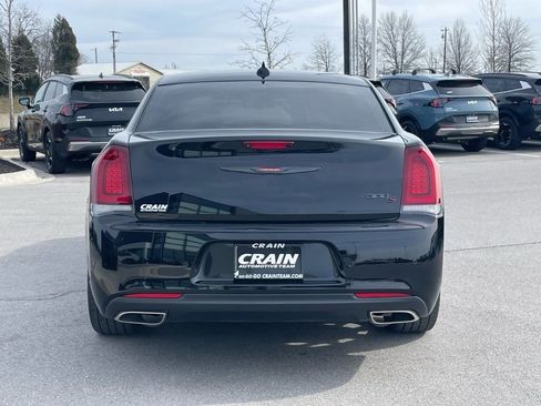 Used 2021 Chrysler 300 S image 6