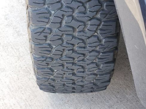 Used 2019 RAM 1500 Laramie w/ Sport Appearance Package RWD image 11