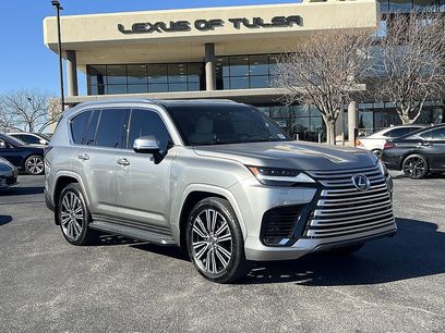 Used 2023 Lexus LX 600 4WD w/ Accessory Package (Z1)