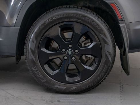 Used 2024 Land Rover Defender 130 S image 42