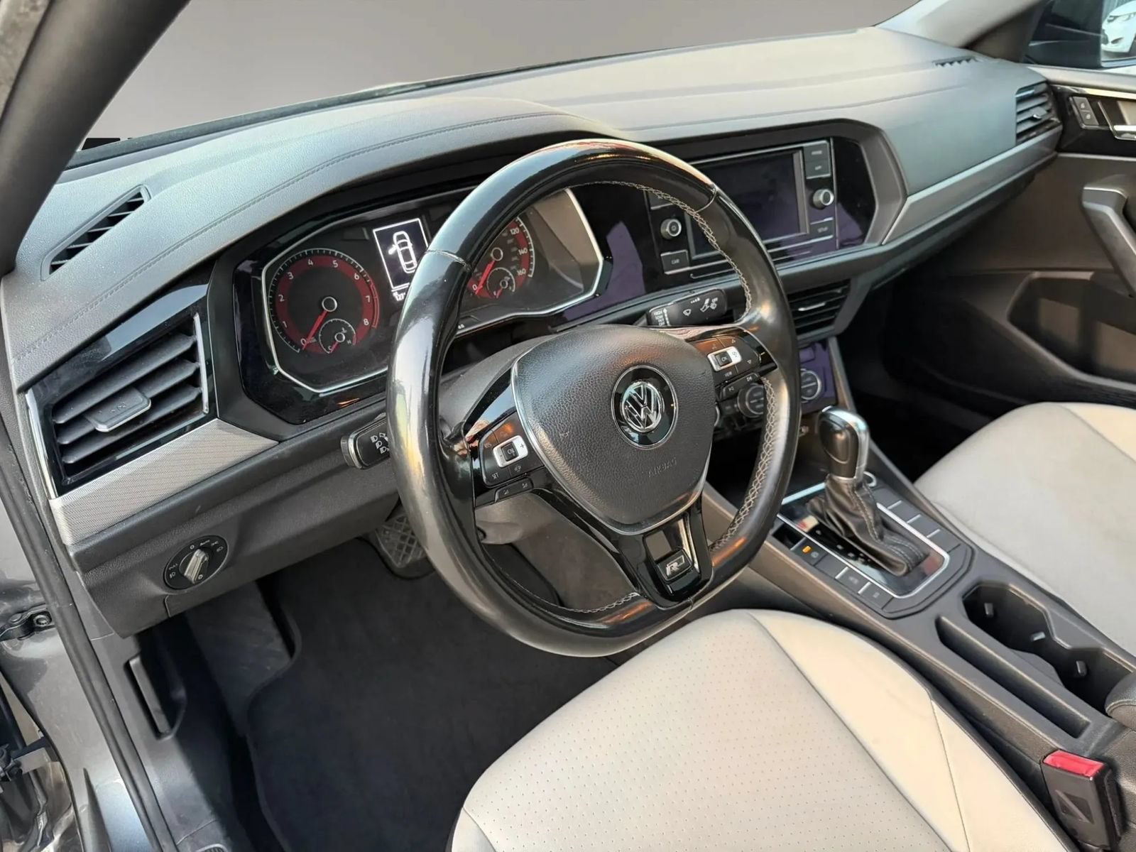 Used 2019 Volkswagen Jetta R-Line FWD image 20