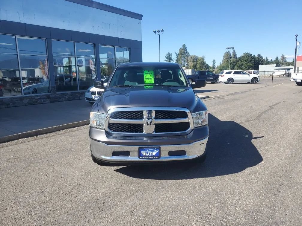 Used 2017 RAM 1500 Classic SLT AWD/4WD image 3
