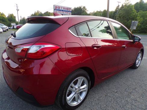 Used 2017 Chevrolet Cruze LT image 7