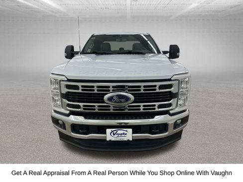 Used 2023 Ford F250 XLT w/ Snow Plow/Camper Package AWD/4WD image 5