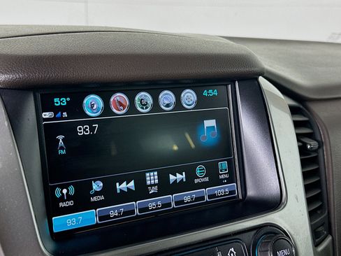 Used 2020 Chevrolet Suburban LT image 21