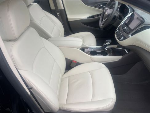 Used 2024 Chevrolet Malibu LT image 36