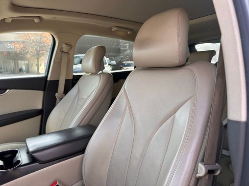 Used 2016 Lincoln MKX Reserve w/ Climate Package image 24