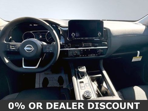 New 2025 Nissan Pathfinder SV w/ Black Appearance Package image 5