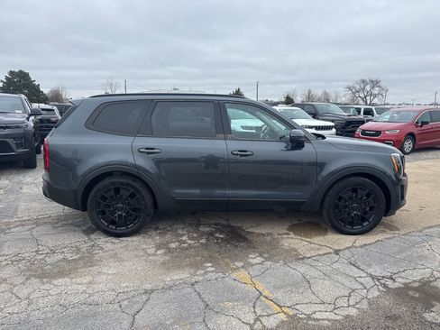 Used 2021 Kia Telluride EX w/ EX Premium Package image 5