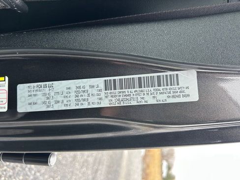 Used 2017 Jeep Wrangler Unlimited Sahara w/ Connectivity Group image 25