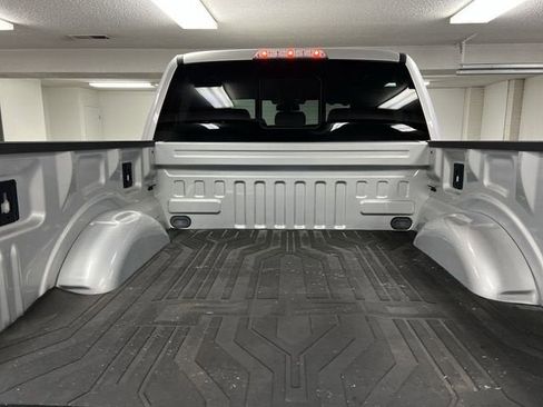 Used 2018 Ford F150 Raptor w/ Equipment Group 802A Luxury image 26