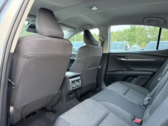 Used 2025 Toyota Camry LE FWD image 12