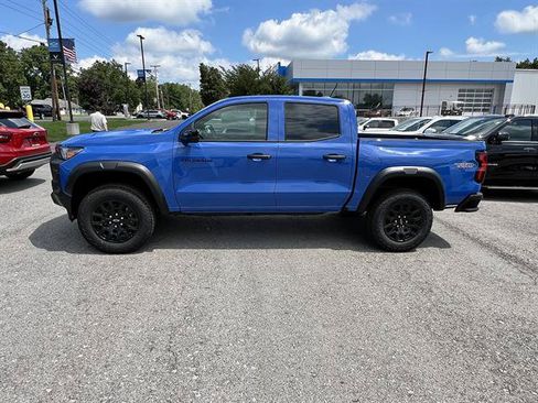 New 2026 Chevrolet Colorado Trail Boss AWD/4WD image 2