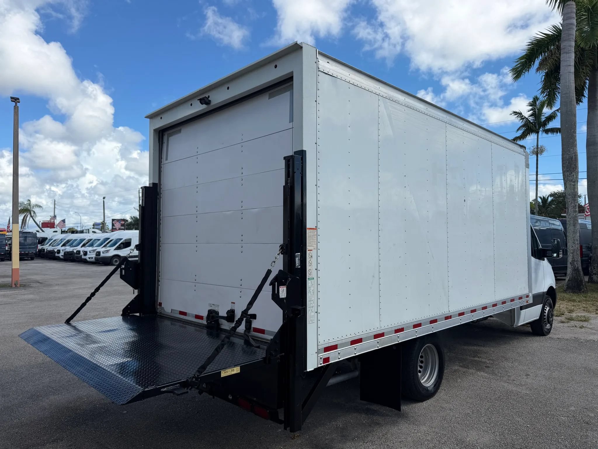Used 2019 Mercedes-Benz Sprinter 170 image 9