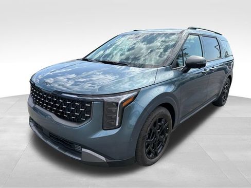 New 2027 Kia Carnival SX Prestige FWD image 3