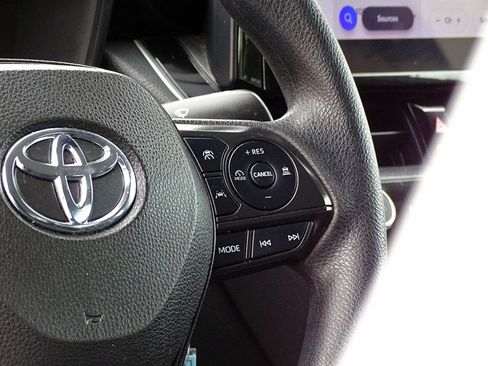 Used 2023 Toyota Corolla LE FWD image 21