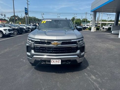 Used 2024 Chevrolet Silverado 1500 LT AWD/4WD image 15