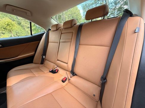 Used 2017 Lexus IS 300 AWD w/ Premium Package image 32