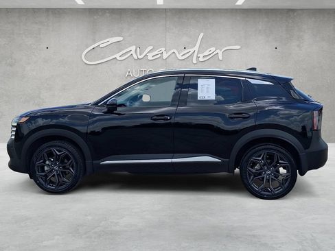 Certified 2025 Nissan Kicks SR AWD/4WD image 13