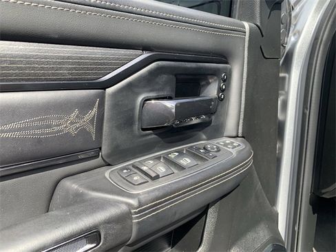 Used 2024 RAM 2500 Limited image 21