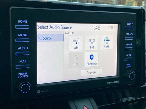 Used 2021 Toyota RAV4 LE image 19