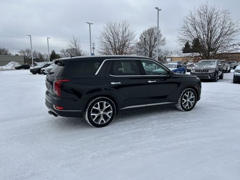 Used 2020 Hyundai Palisade SEL w/ Premium Package image 4