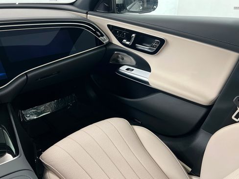New 2026 Mercedes-Benz E 350 4MATIC Sedan image 10
