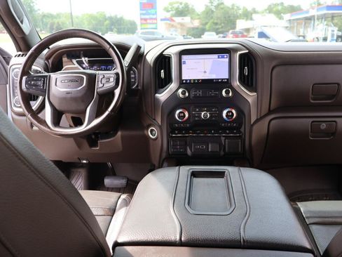 Used 2021 GMC Sierra 2500 Denali w/ Denali Ultimate Package AWD/4WD image 12