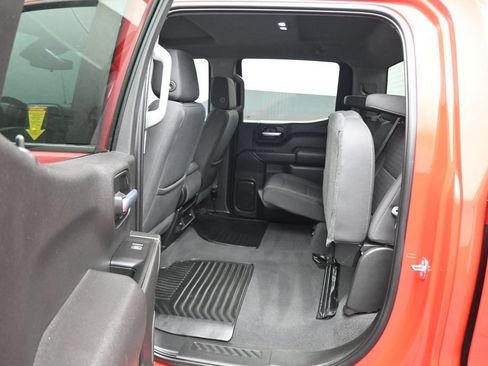 Used 2022 Chevrolet Silverado 1500 Custom Trail Boss AWD/4WD image 34