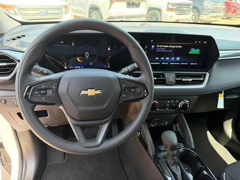 New 2026 Chevrolet TrailBlazer LS w/ LS Convenience Package AWD/4WD image 15
