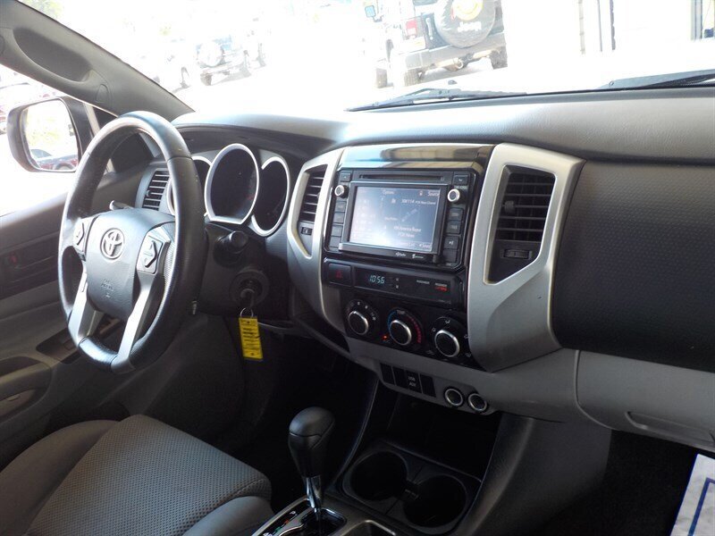 Used 2014 Toyota Tacoma PreRunner w/ TRD Off-Road Package RWD image 19