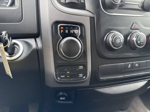 Used 2015 RAM 1500 Express AWD/4WD image 22
