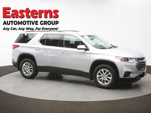 Used 2020 Chevrolet Traverse LT FWD image 49