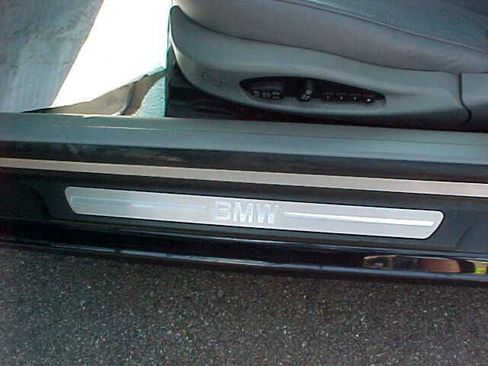 Used 2004 BMW 330Ci Convertible image 29