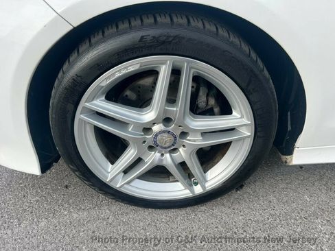 Used 2014 Mercedes-Benz E 350 Sedan image 40