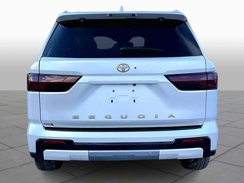 Used 2024 Toyota Sequoia Capstone image 4