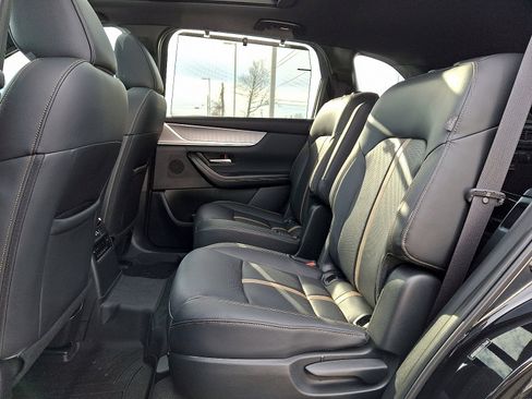 Certified 2024 MAZDA CX-90 Plug-In Hybrid w/ Premium Plus image 12