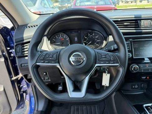 Used 2018 Nissan Rogue S AWD/4WD image 17